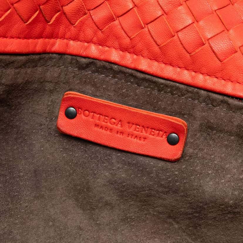 Bottega Veneta Large Nappa Intrecciato Cesta Tote Red Leather Good condition - Box View