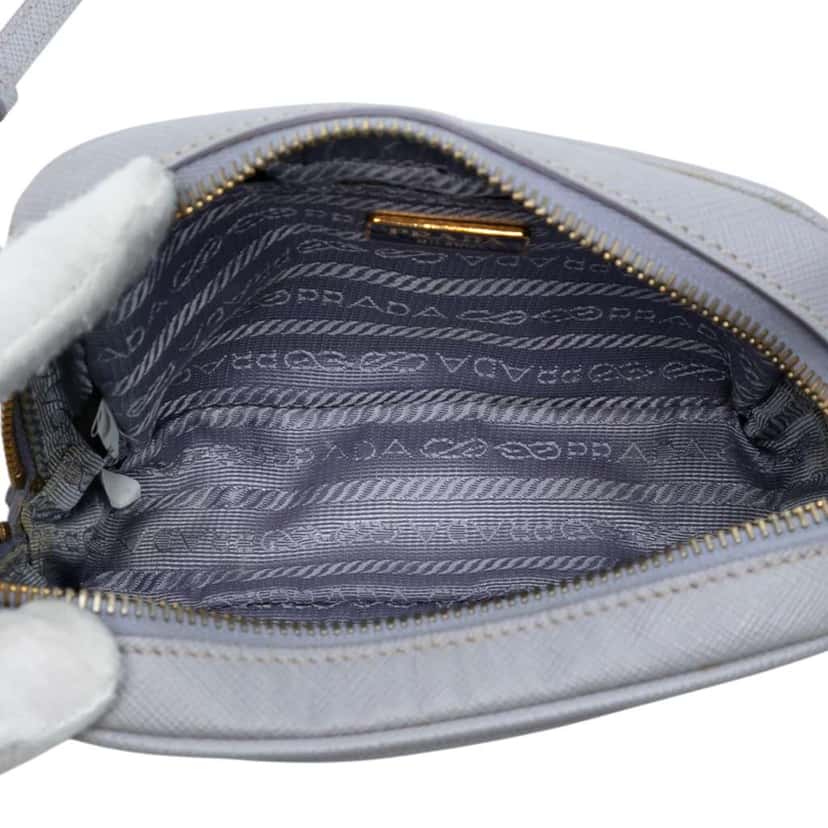 Prada Mini Saffiano Camera Bag Purple Leather Good condition - Model View