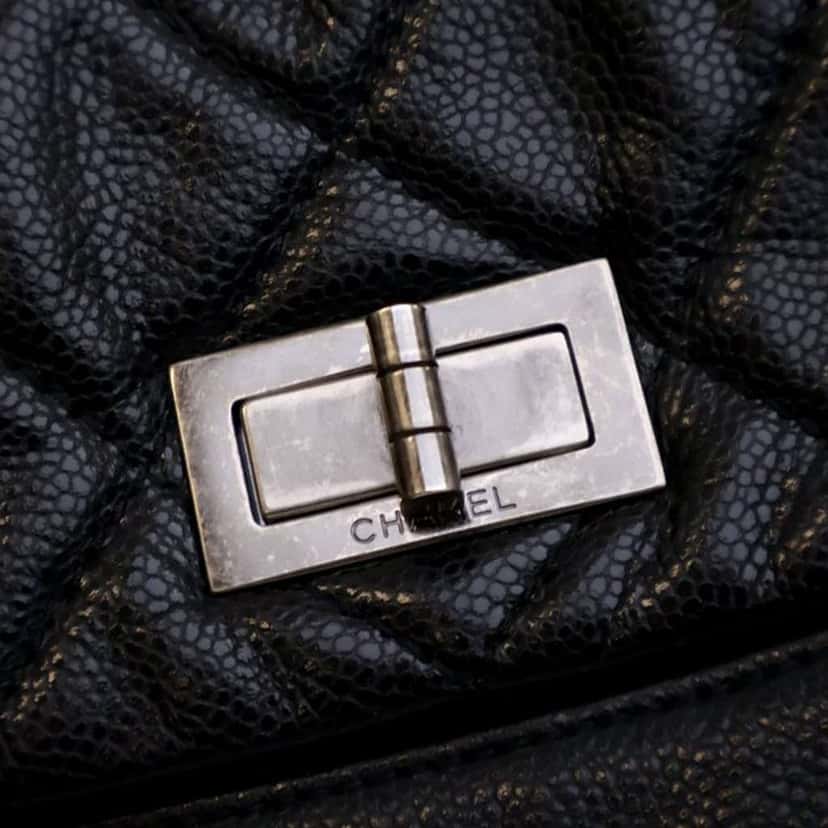 Chanel Reissue Quilted Caviar Messenger Flap Black Leather Good condition - Box View