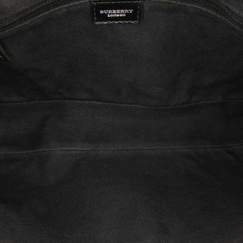 Burberry House Check Suede Shoulder Bag Brown Leather Good condition - Model View