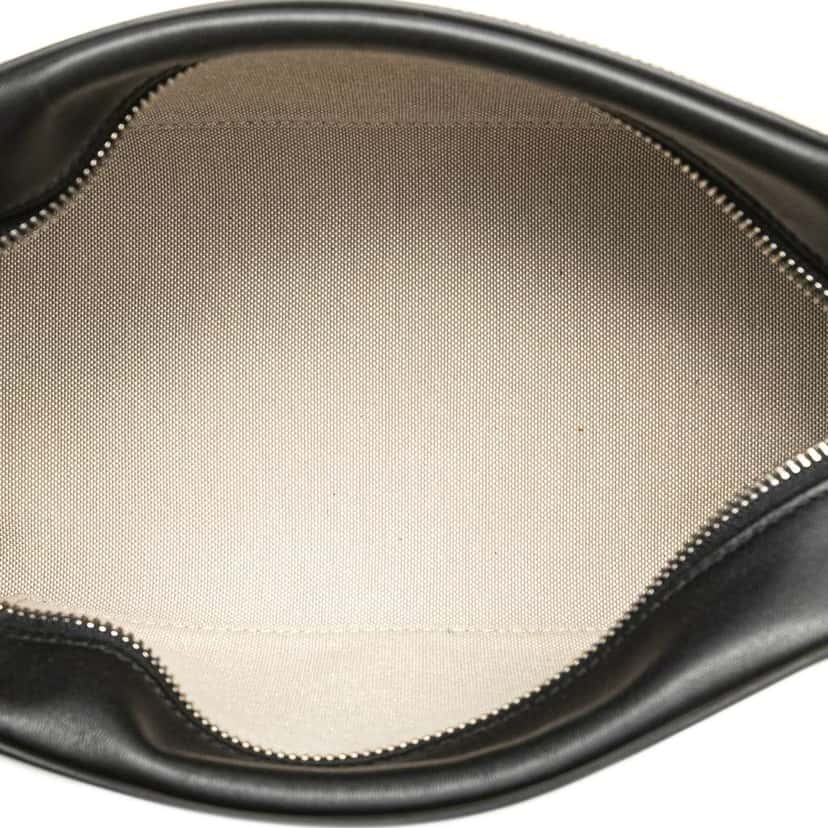 Hermès Toile Cavour Pouch Grey Canvas Good condition - Model View