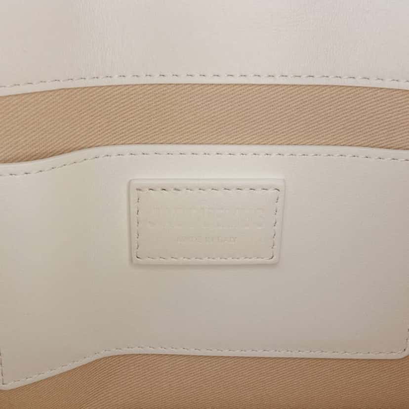 Jacquemus Calfskin Le Bambino Long White Leather Good condition - Box View