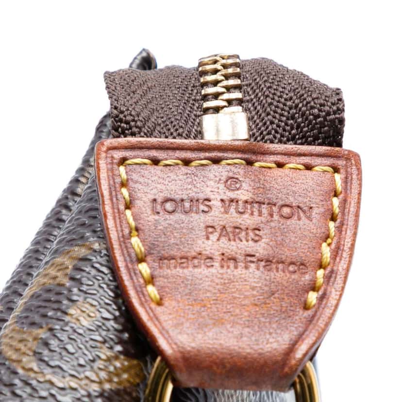 Louis Vuitton Monogram Mini Pochette Accessoires Brown Good condition - Box View