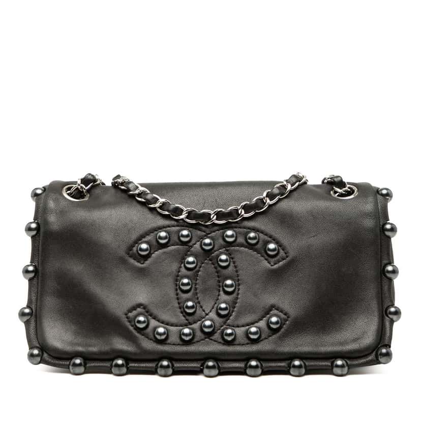 Chanel Lambskin Pearl Obsession Flap Black Leather Good condition - Front View