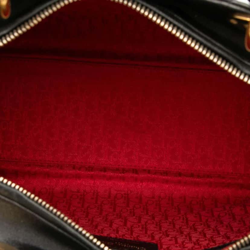 Dior Large Lambskin Cannage Lady Dior Black Leather Good condition - Model View