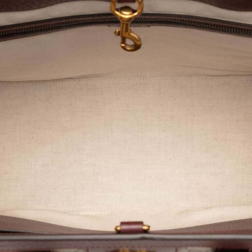 Gucci Medium GG Supreme and Quilted Mini GG Canvas Double G Tote Red Canvas Very good condition - Model View