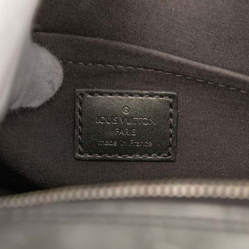 Louis Vuitton Monogram Mat Shelton Grey Leather Good condition - Box View
