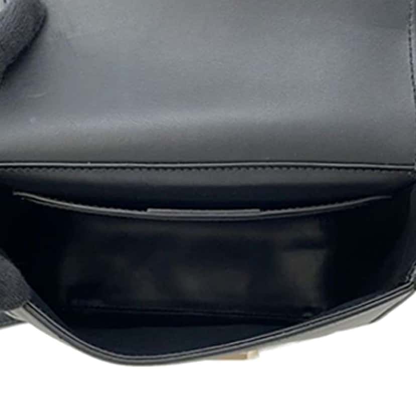 Salvatore Ferragamo Leather Gancini Flap Crossbody Black Leather Good condition - Model View