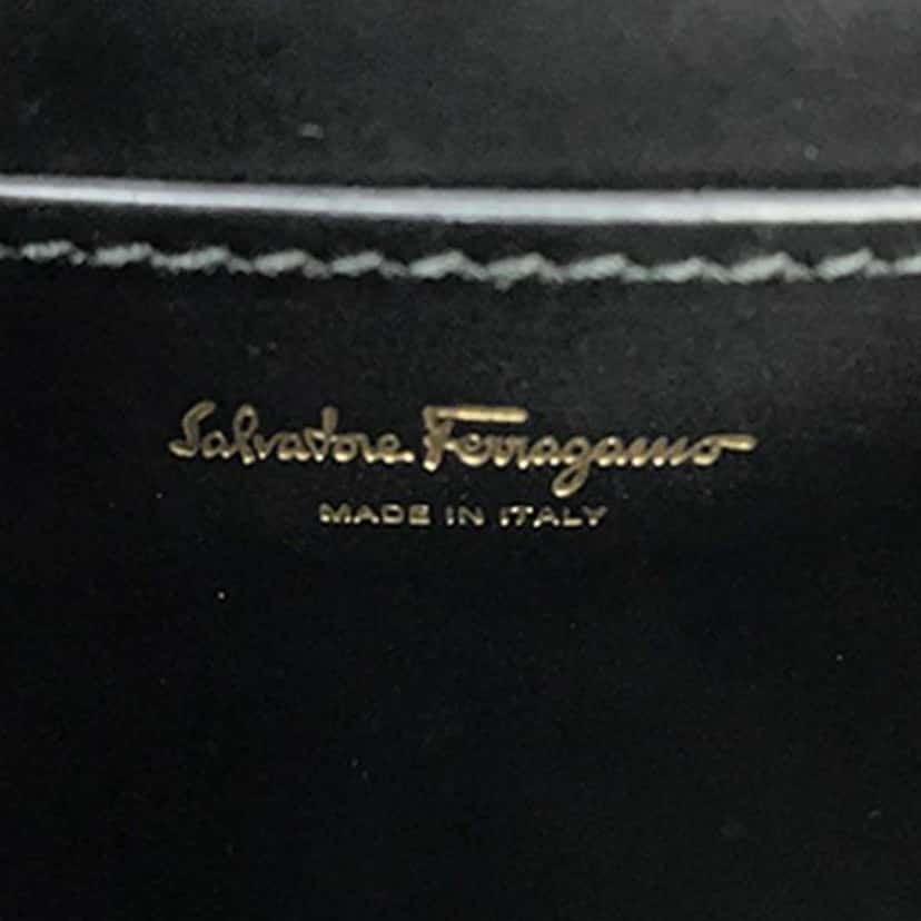 Salvatore Ferragamo Leather Gancini Flap Crossbody Black Leather Good condition - Box View