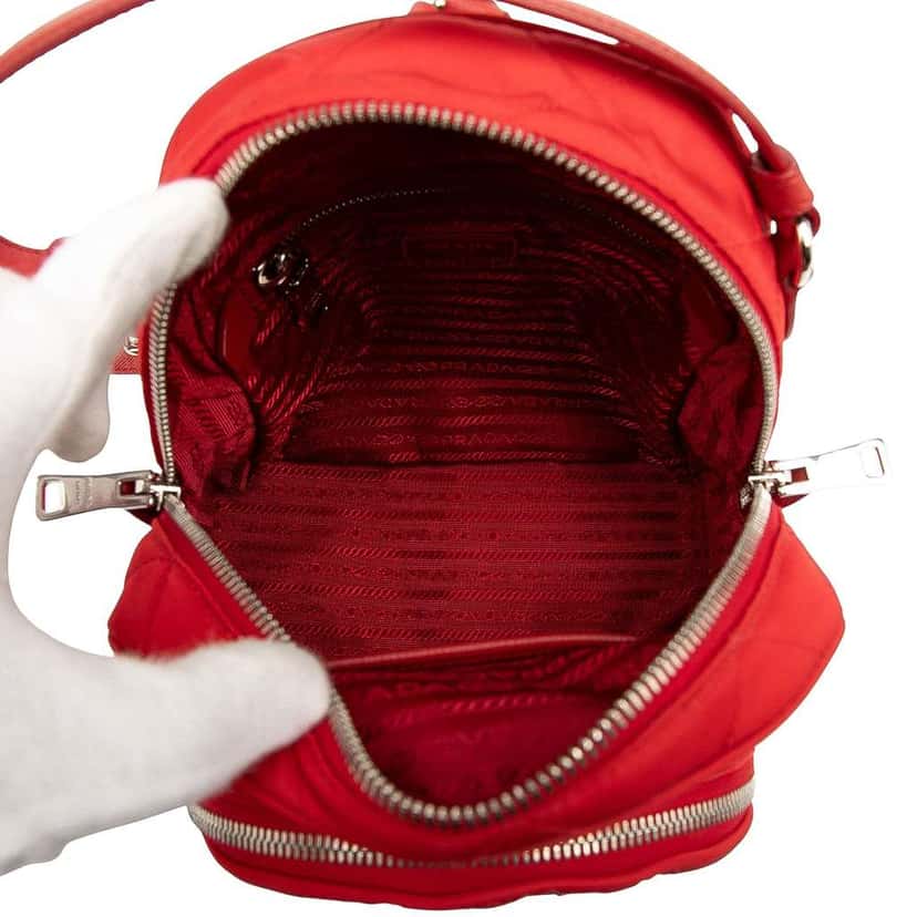 Prada Impuntu Tessuto Backpack Red Very good condition - Model View