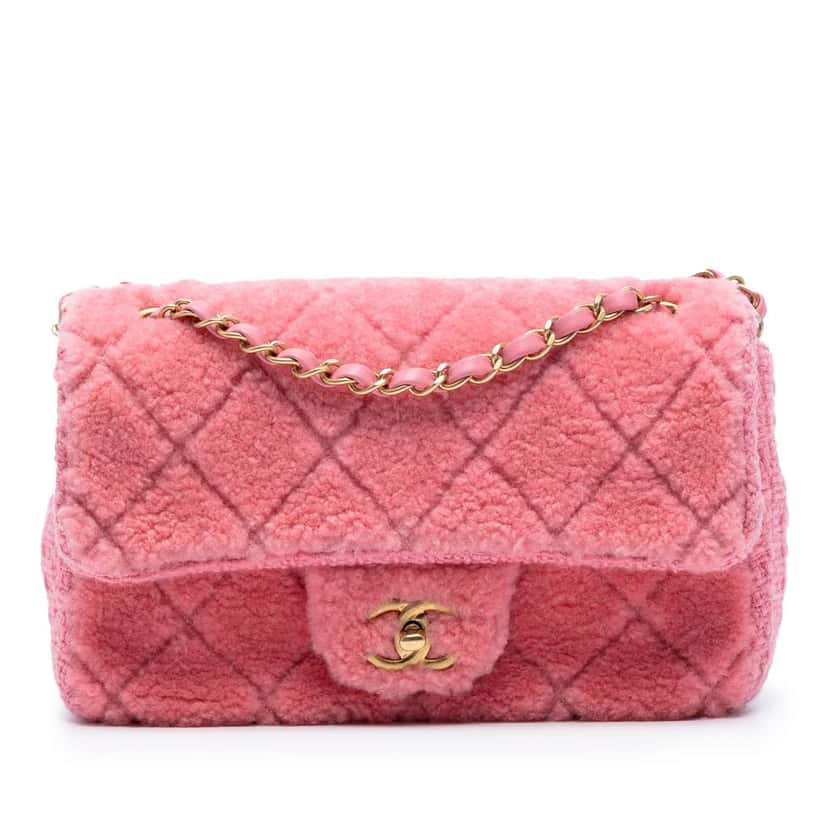 Chanel CC Quilted Shearling and Tweed Single Flap Pink Wool Very good condition - Front View