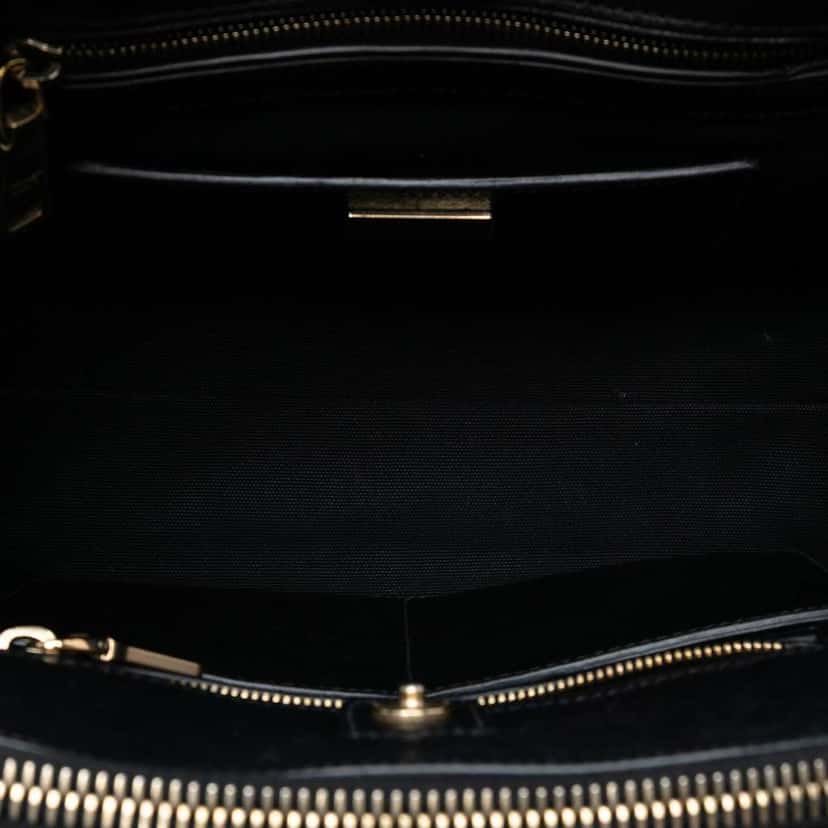 Prada Bicolor Saffiano Trimmed City Calf Double Zip Satchel Blue Leather Very good condition - Model View