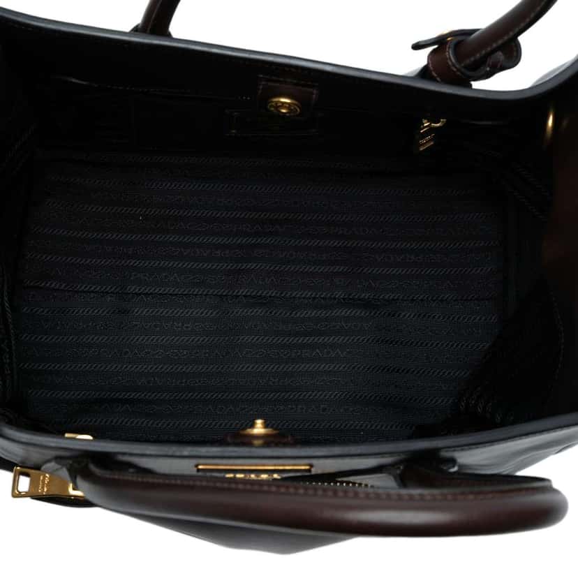 Prada Soft Calf Shopping Tote Brown Leather Good condition - Model View