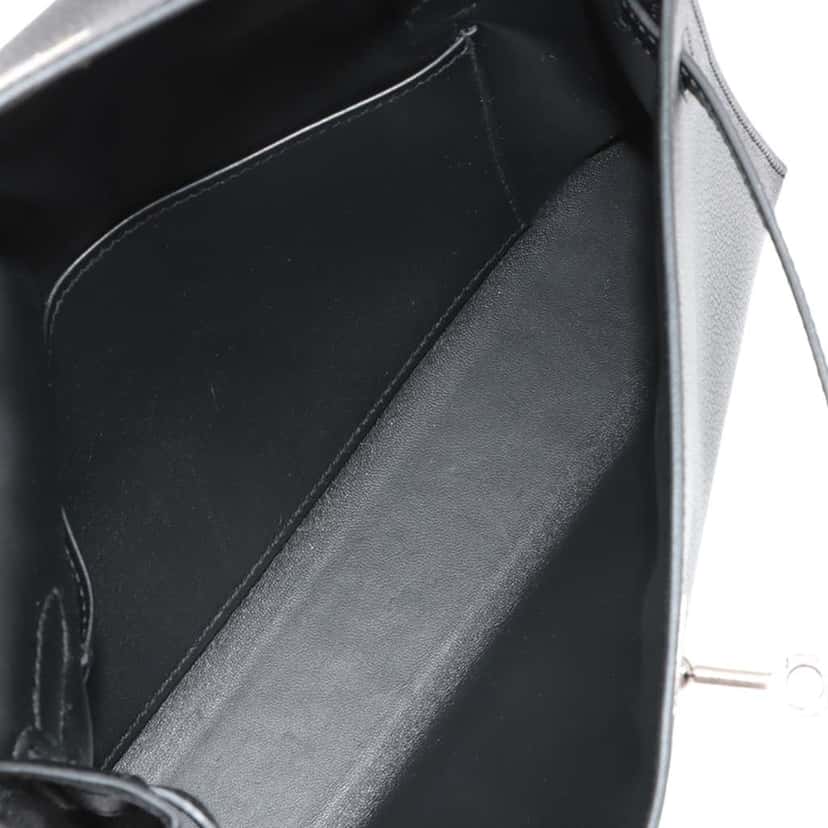 Hermès Chevre Chamkila Kelly Elan Black Leather Good condition - Model View