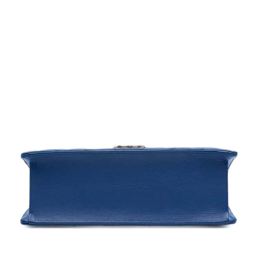 Chanel Medium CC Chevron Calfskin Envelope Flap Blue Leather Good condition - Inside View