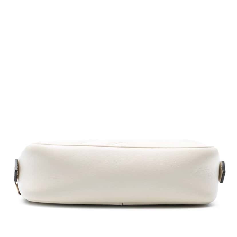 Gucci Mini GG Marmont Matelasse Leather Crossbody White Leather Very good condition - Inside View