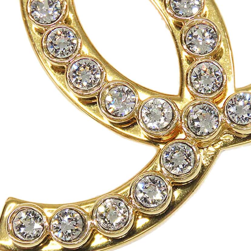 Chanel Gold Plated CC Rhinestone Brooch Gold Metal Good condition - Model View