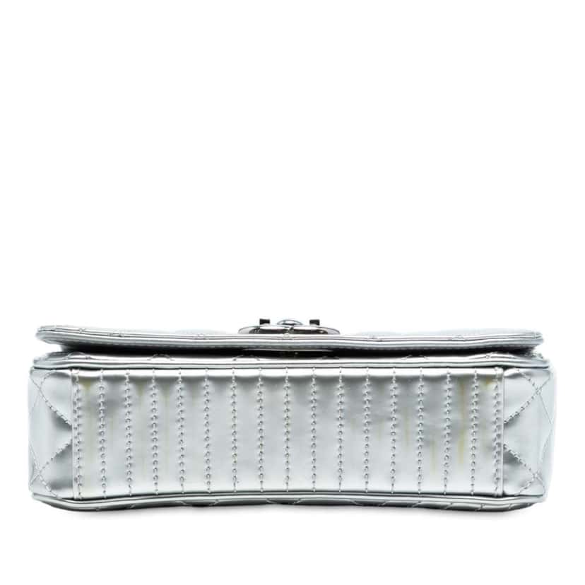 Chanel Small Metallic Patent Coco Boy Flap Silver Leather Good condition - Inside View