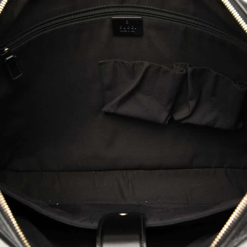 Gucci Diamante Leather Business Bag Black Leather Good condition - Model View