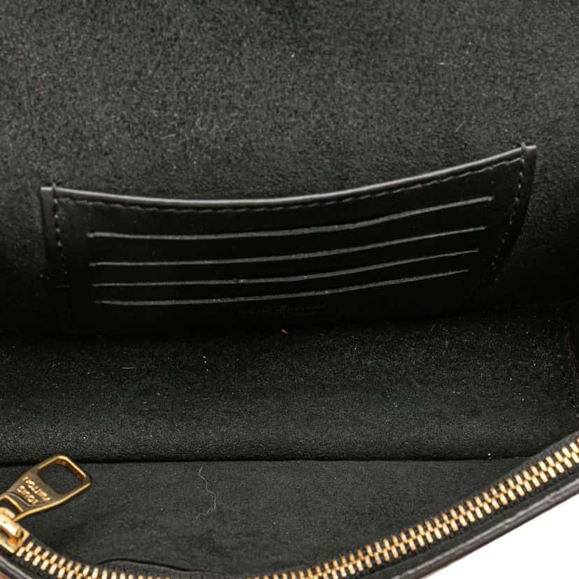 Louis Vuitton Monogram Reverse Dauphine Wallet on Chain Brown Very good condition - Model View