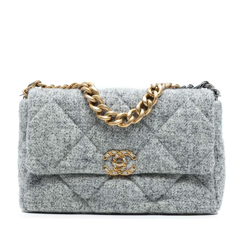 Chanel Large Tweed 19 Flap Grey Tweed Good condition - Front View
