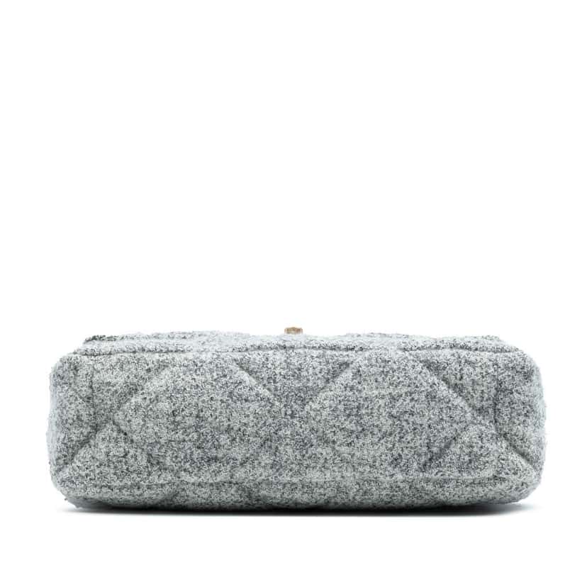 Chanel Large Tweed 19 Flap Grey Tweed Good condition - Inside View