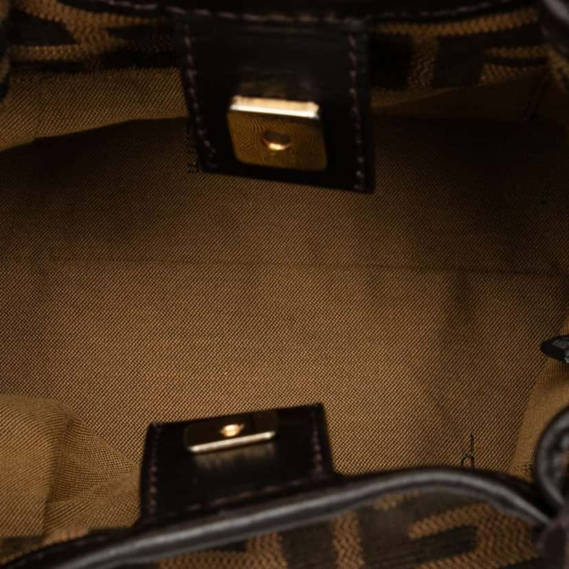 Fendi Mini Zucca Canvas Chef Handbag Brown Canvas Good condition - Model View