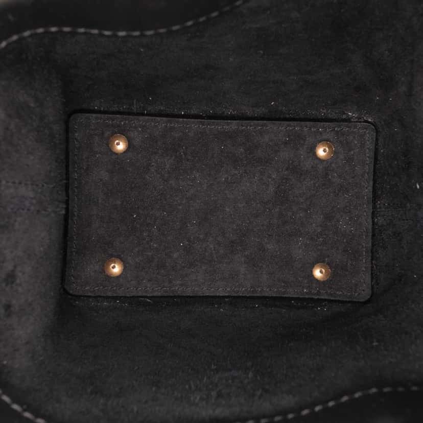 Saint Laurent Mini Shiny Calfskin Le 37 Bucket Bag Black Leather Good condition - Model View