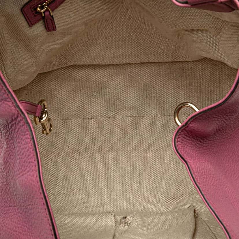 Gucci Medium Leather Soho Cellarius Tote Pink Leather Good condition - Model View