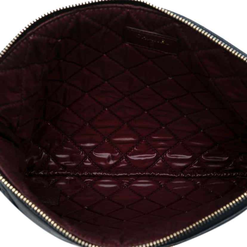 Chanel Medium Quilted Sheepskin Mademoiselle O Case Clutch Blue Leather Good condition - Model View