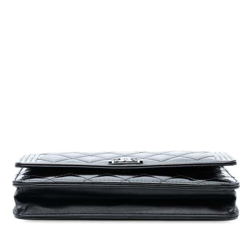 Chanel Quilted Patent Boy Wallet on Chain Black Leather Good condition - Inside View