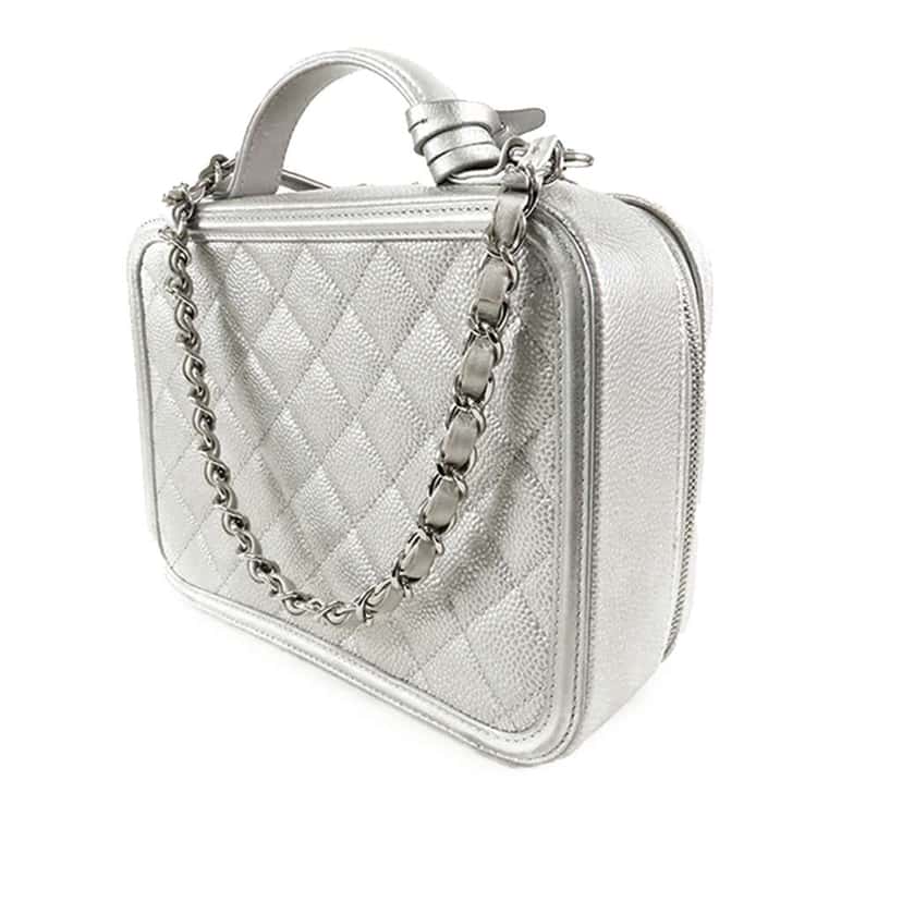 Chanel Medium Caviar CC Filigree Vanity Case Silver Leather Good condition - Back View