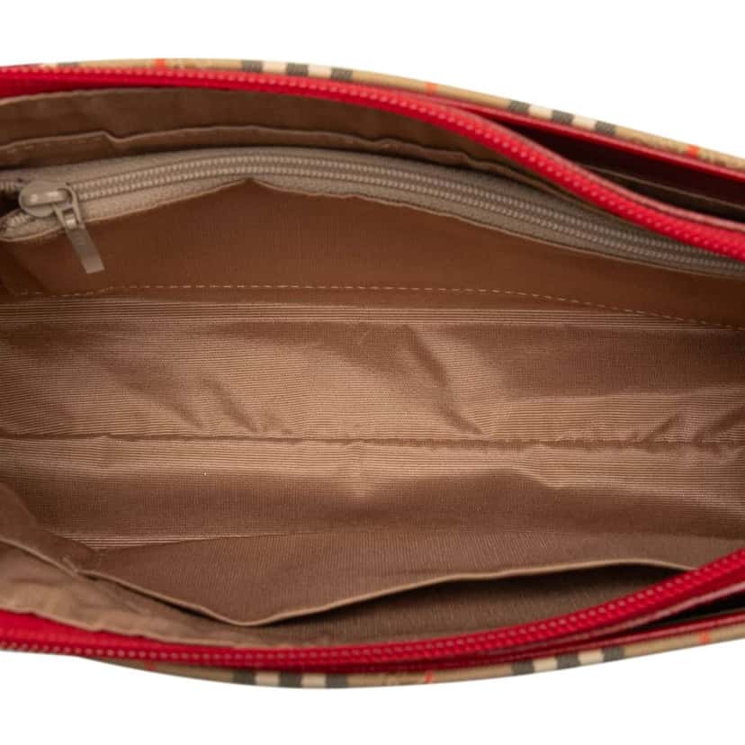 Burberry Haymarket Check Shoulder Bag Brown Canvas Good condition - Model View
