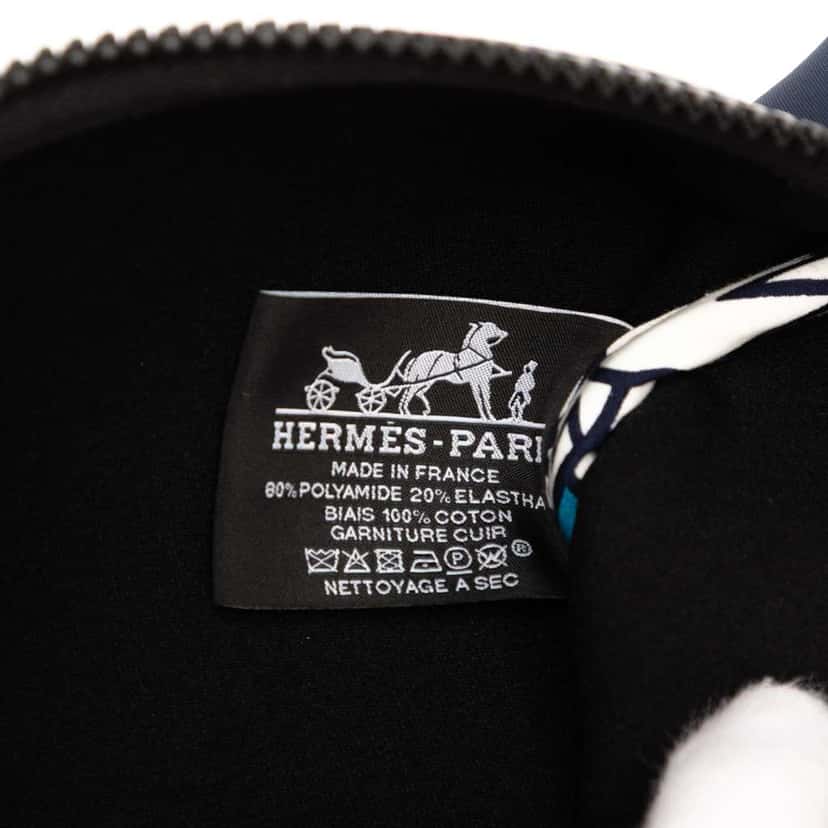 Hermès Medium Polyamide and Elastane Neobain Case Blue Cotton Good condition - Box View