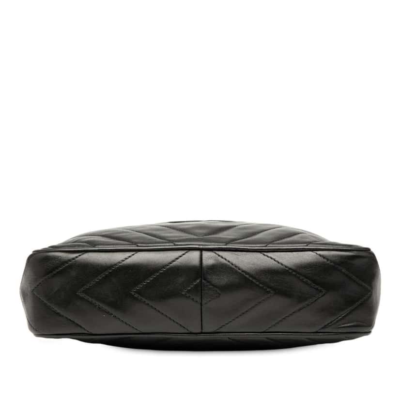 Chanel CC Chevron Quilted Lambskin Tassel Camera Case Black Leather Good condition - Inside View