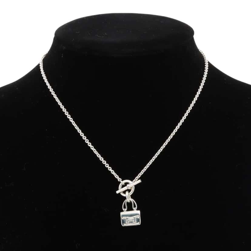 Hermès Sterling Silver Amulettes Constance Necklace Silver Silver Good condition - Box View