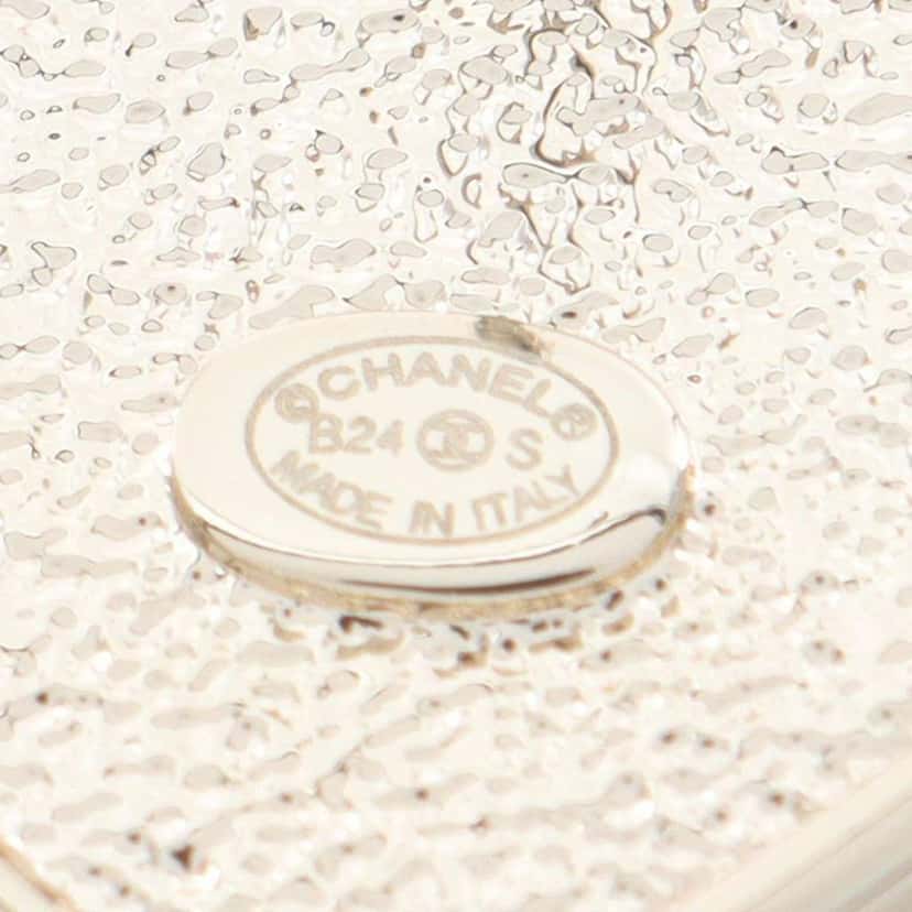 Chanel Gold Plated Lacquered Pearl CC Camellia No 5 Heart Charm Brooch Gold Metal Good condition - Inside View