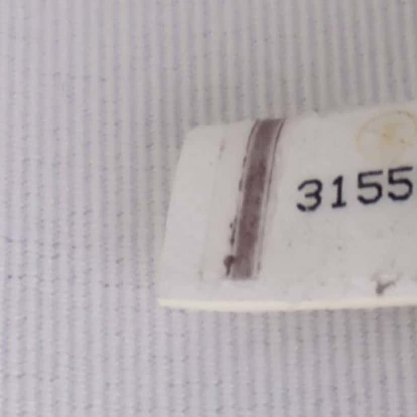 Chanel Mini Quilted Lambskin CC Allure Vanity Case White Leather Good condition - Box View