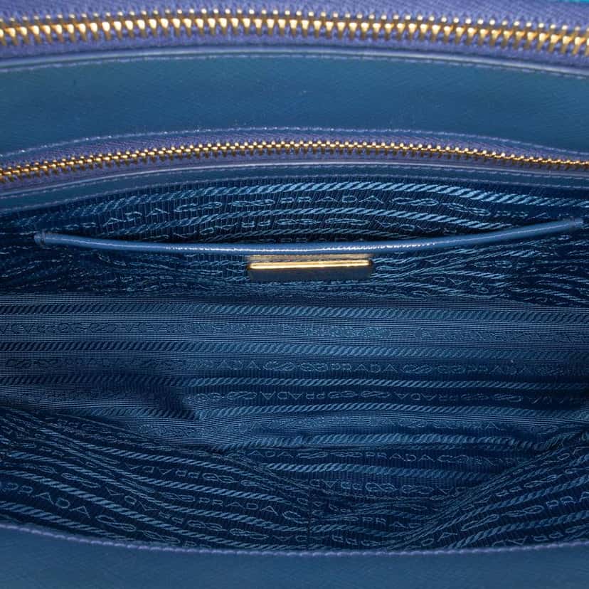 Prada Medium Saffiano Vernice Galleria Double Zip Satchel Blue Leather Good condition - Model View
