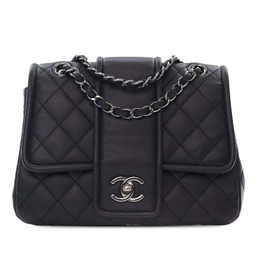 Chanel Quilted Lambskin Elementary Chic Flap Blue Leather Good condition - Front View