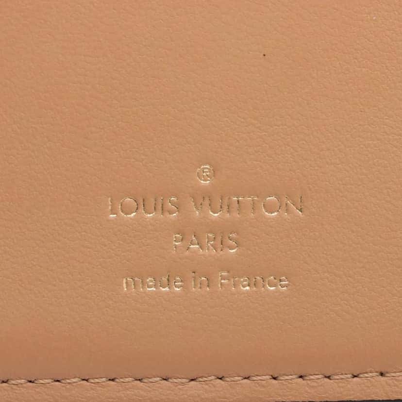 Louis Vuitton Taurillon Capucine Vertical Wallet Black Leather Good condition - Box View