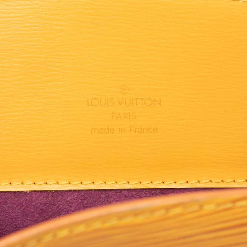 Louis Vuitton Epi Cluny Yellow Leather Good condition - Box View