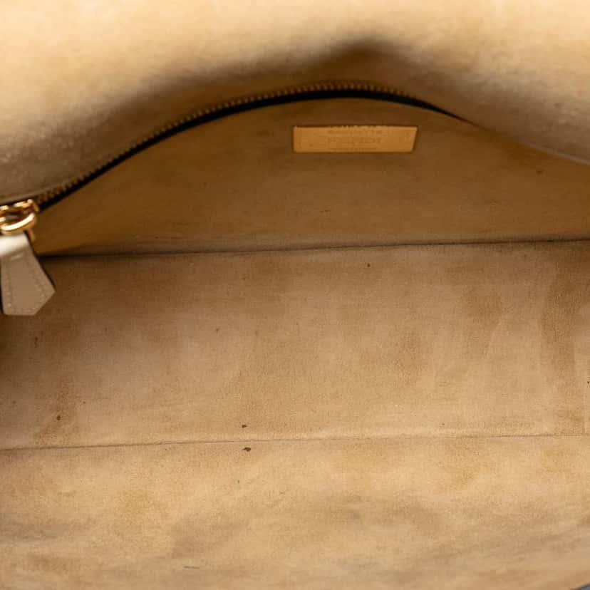 Fendi Leather Metal Stitch Baguette Satchel Brown Leather Good condition - Model View