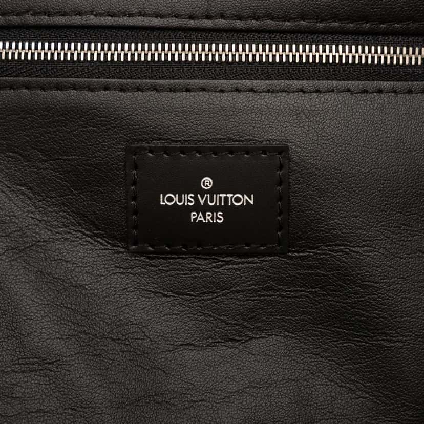 Louis Vuitton Damier Graphite Toiletry Pouch Black Good condition - Box View