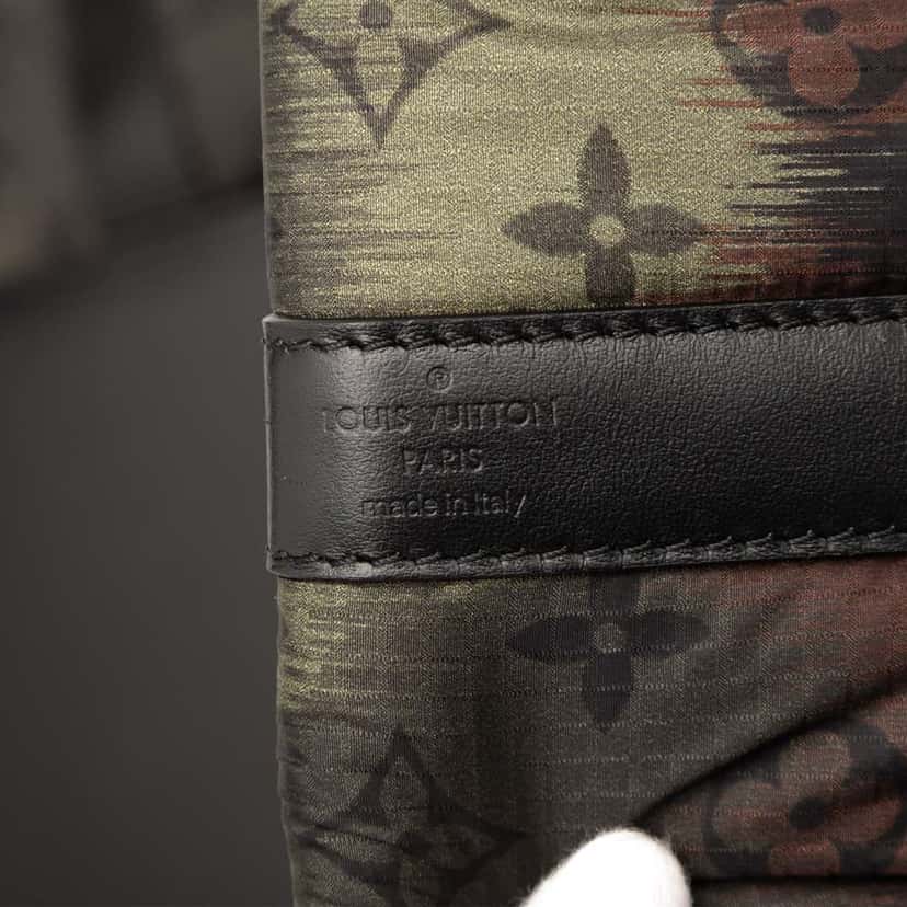 Louis Vuitton Monogram Camouflage Nylon Keepall Bandouliere 50 Green Good condition - Box View