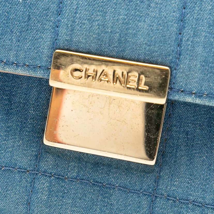 Chanel CC Chocolate Bar Denim Flap Blue Denim Very good condition - Box View
