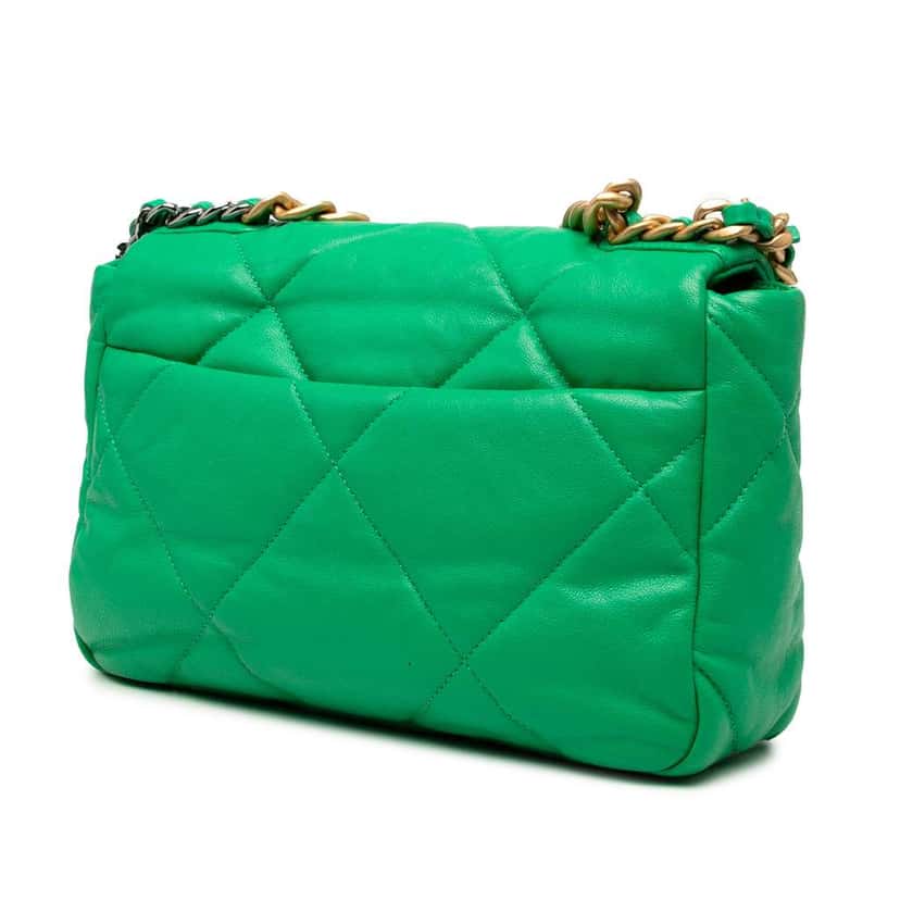 Chanel Medium Lambskin 19 Flap Green Leather Very good condition - Back View