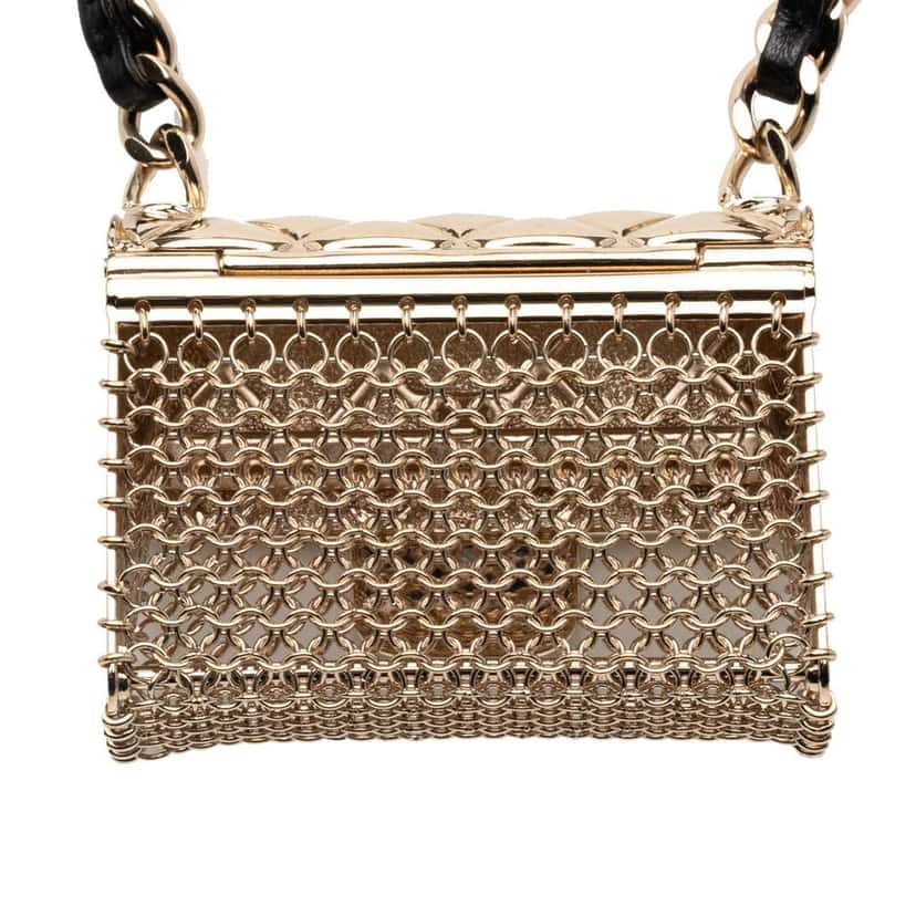 Chanel Gold Plated CC Quilted Flap Bag Pendant Necklace Gold Metal Good condition - Model View