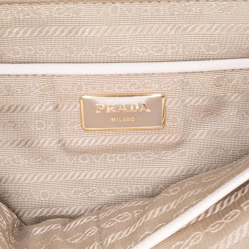 Prada Saffiano Lux Parabole Tote White Leather Good condition - Box View