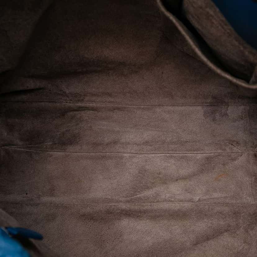 Bottega Veneta Nappa Intrecciato Drawstring Shoulder Bag Blue Leather Good condition - Model View
